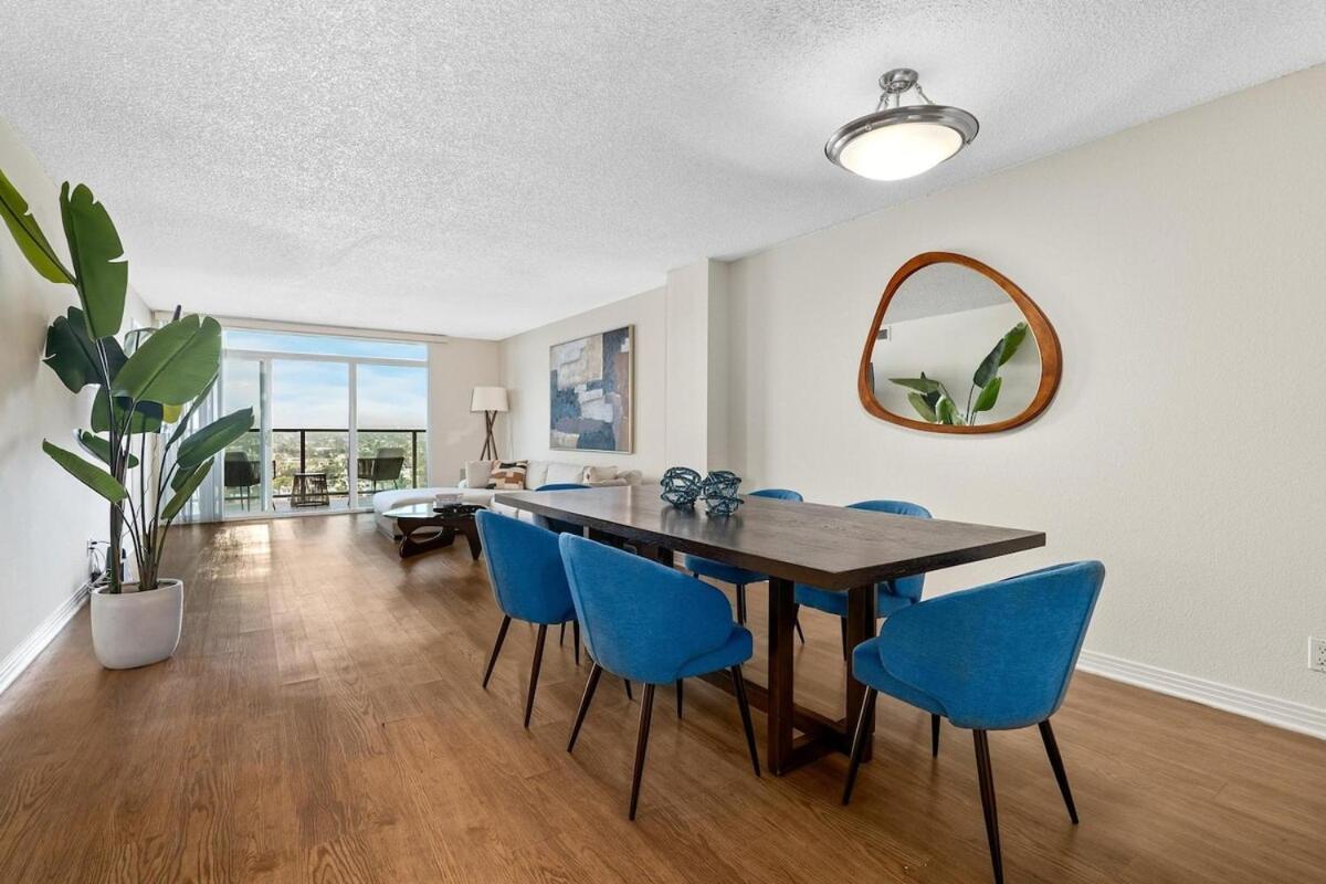 Apartment The Lapis Haven -ocean Views 3br Retreat Pool, Gym Jacuzzi Los Angeles