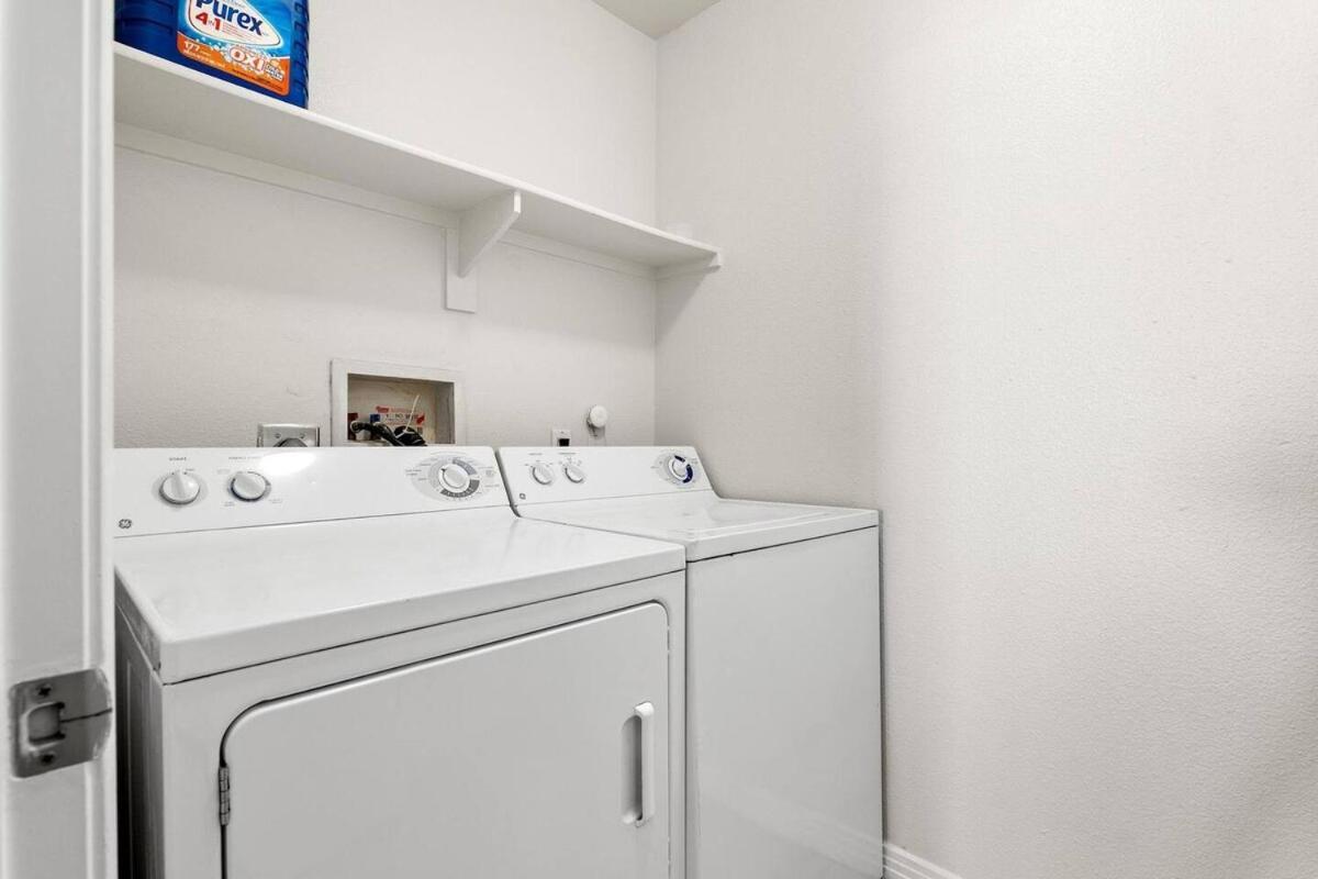 The Lapis Haven -ocean Views 3br Retreat Pool, Gym Jacuzzi